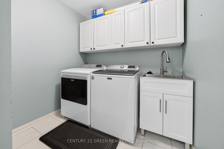 Photo 22 at 1666 Allan Crescent, BE Beaty, Milton