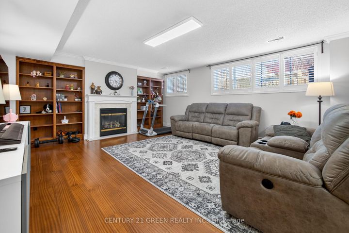 Photo 31 at 1666 Allan Crescent, BE Beaty, Milton