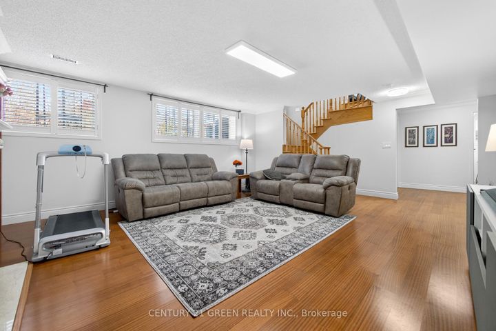 Photo 32 at 1666 Allan Crescent, BE Beaty, Milton