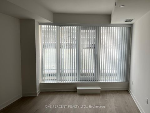 Photo 2 at 204, - 3900 Confederation Parkway, City Centre, Mississauga