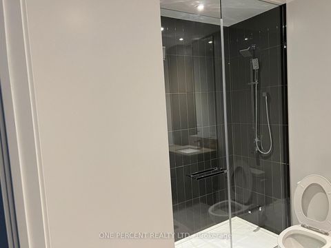 Photo 9 at 204, - 3900 Confederation Parkway, City Centre, Mississauga