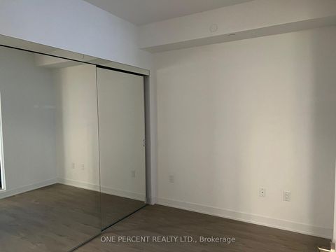 Photo 13 at 204, - 3900 Confederation Parkway, City Centre, Mississauga