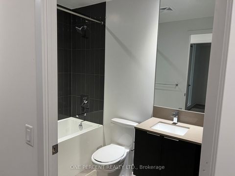 Photo 18 at 204, - 3900 Confederation Parkway, City Centre, Mississauga