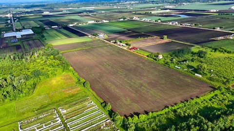 Photo 4 at 325 Lipchey Road, Rural King, King