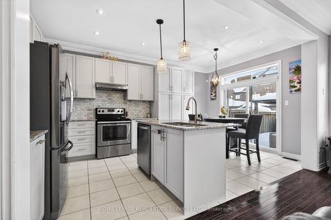 Photo 9 at 305 Moody Drive, Kleinburg, Vaughan