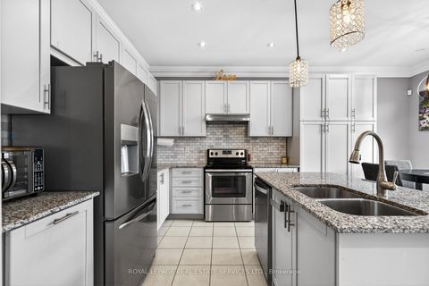 Photo 10 at 305 Moody Drive, Kleinburg, Vaughan