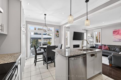 Photo 12 at 305 Moody Drive, Kleinburg, Vaughan