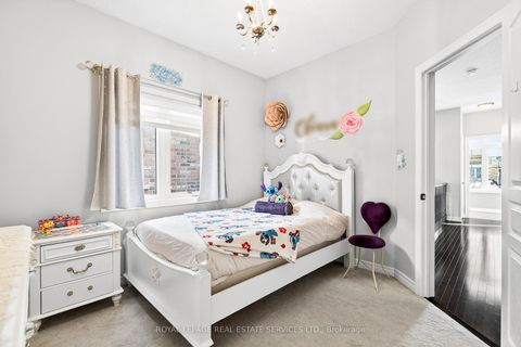 Photo 22 at 305 Moody Drive, Kleinburg, Vaughan