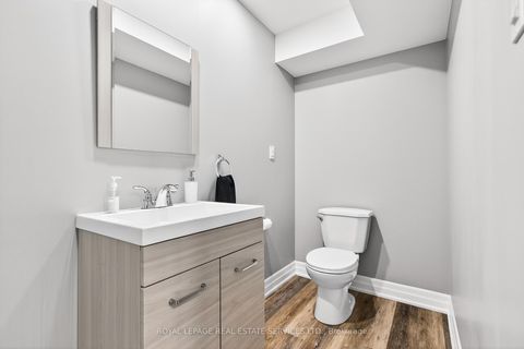 Photo 35 at 305 Moody Drive, Kleinburg, Vaughan