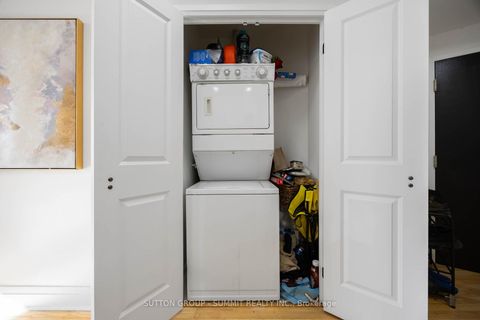 Photo 17 at PH01 - 15 Windermere Avenue, Swansea, Toronto