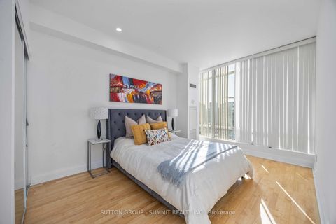Photo 22 at PH01 - 15 Windermere Avenue, Swansea, Toronto