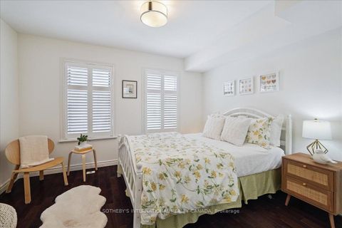 Photo 13 at 2 - 1 Baxter Street, Moore Park, Toronto