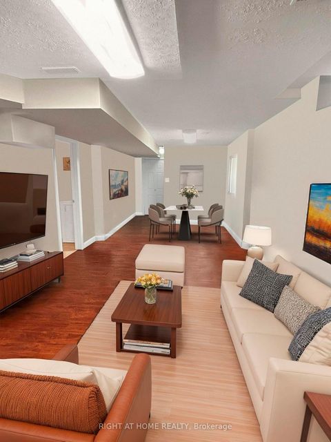 Photo 14 at 910 Oaktree Crescent, Summerhill Estates, Newmarket