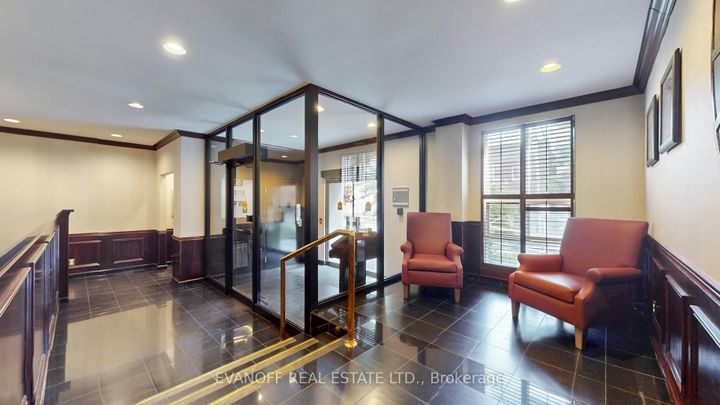 Photo 4 at 605 - 80 Charles Street E, Yonge Corridor, Toronto