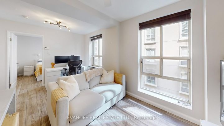 Photo 9 at 605 - 80 Charles Street E, Yonge Corridor, Toronto