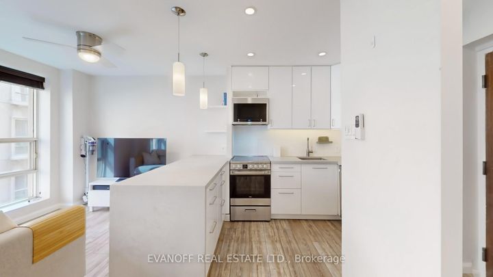 Photo 16 at 605 - 80 Charles Street E, Yonge Corridor, Toronto