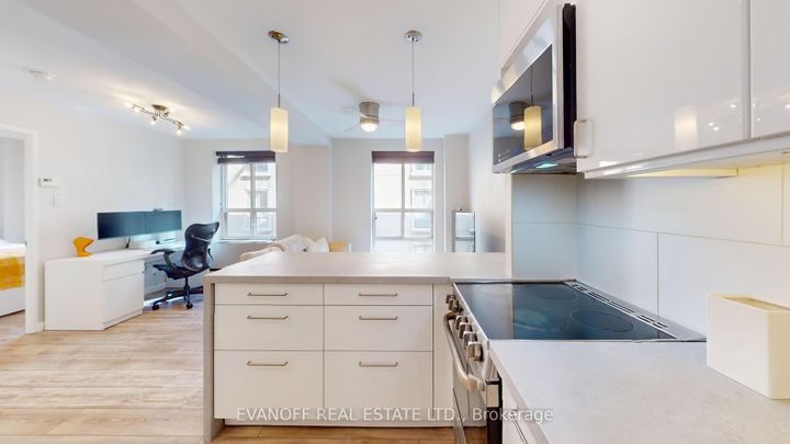 Photo 19 at 605 - 80 Charles Street E, Yonge Corridor, Toronto