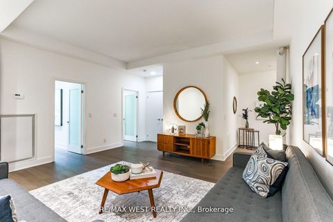 Photo 6 at TH02 - 508 Wellington Street W, Waterfront Communities C1, Toronto