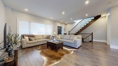 Photo 6 at 7 Forest Path Court N, Beaumonde Heights, Toronto