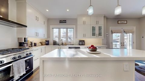 Photo 12 at 7 Forest Path Court N, Beaumonde Heights, Toronto