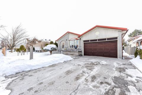 Photo 2 at 7424 Netherwood Road, Malton, Mississauga