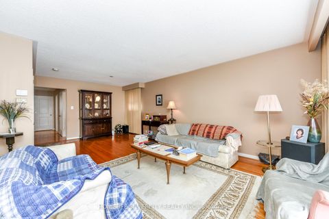 Photo 11 at 7424 Netherwood Road, Malton, Mississauga