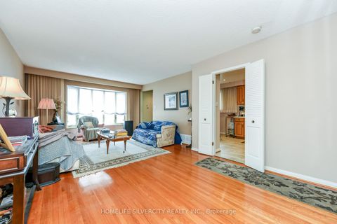 Photo 13 at 7424 Netherwood Road, Malton, Mississauga