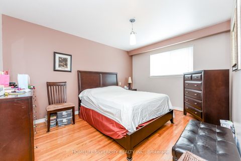 Photo 25 at 7424 Netherwood Road, Malton, Mississauga