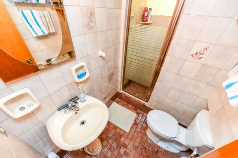 Photo 28 at 7424 Netherwood Road, Malton, Mississauga