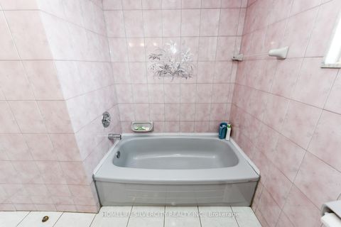 Photo 29 at 7424 Netherwood Road, Malton, Mississauga