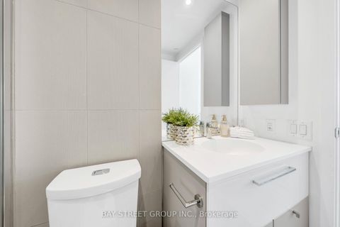 Photo 8 at 4204 - 15 Grenville Street, Bay Street Corridor, Toronto