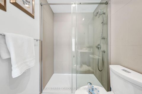 Photo 9 at 4204 - 15 Grenville Street, Bay Street Corridor, Toronto