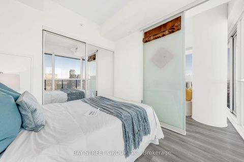 Photo 22 at 4204 - 15 Grenville Street, Bay Street Corridor, Toronto