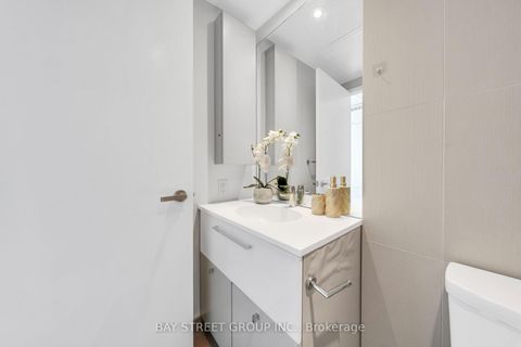 Photo 25 at 4204 - 15 Grenville Street, Bay Street Corridor, Toronto