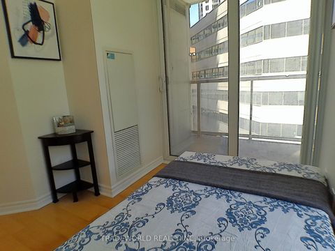 Photo 16 at 402 - 763 Bay Street, Bay Street Corridor, Toronto