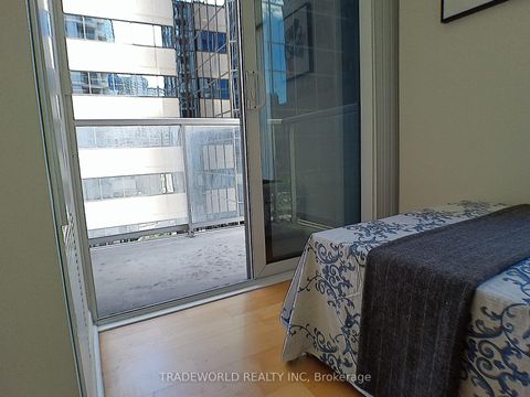 Photo 21 at 402 - 763 Bay Street, Bay Street Corridor, Toronto