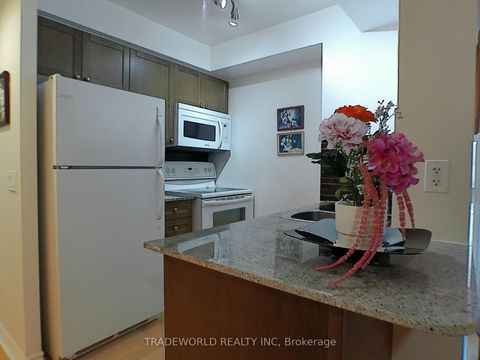 Photo 24 at 402 - 763 Bay Street, Bay Street Corridor, Toronto