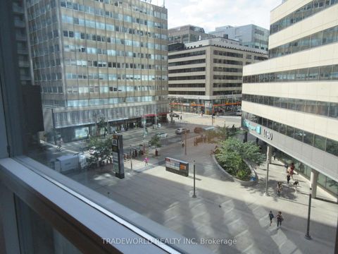 Photo 30 at 402 - 763 Bay Street, Bay Street Corridor, Toronto