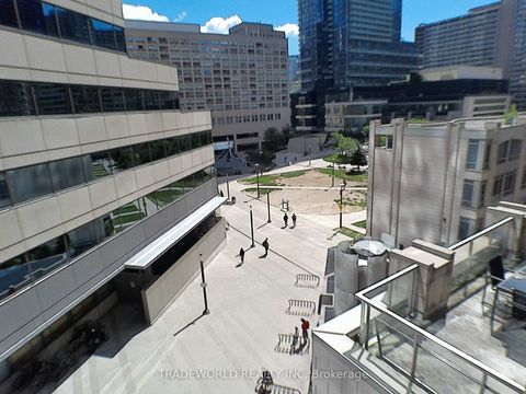 Photo 32 at 402 - 763 Bay Street, Bay Street Corridor, Toronto