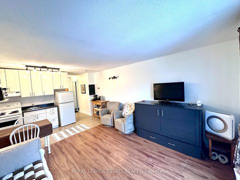 Photo 14 at 309 - 123 Woodbine Avenue, The Beaches, Toronto