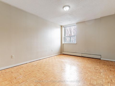 Photo 10 at 401 - 151 La Rose Avenue, Humber Heights, Toronto