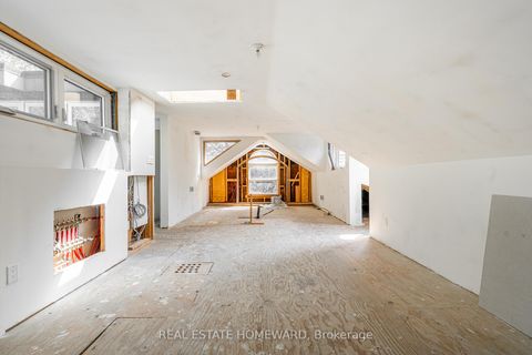 Photo 13 at 3025 Queen Street E, Cliffside, Toronto