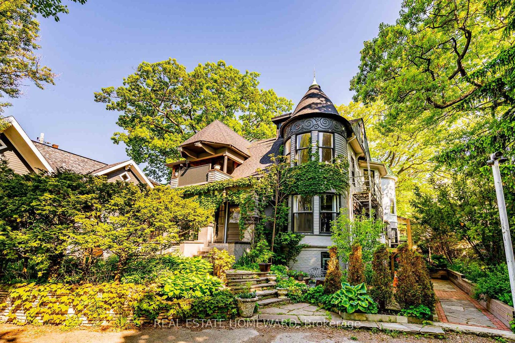 3025 Queen Street E, Cliffside, Toronto 