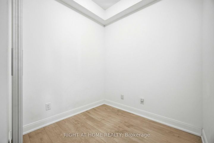 Photo 10 at 1008 - 70 Annie Craig Drive, Mimico, Toronto