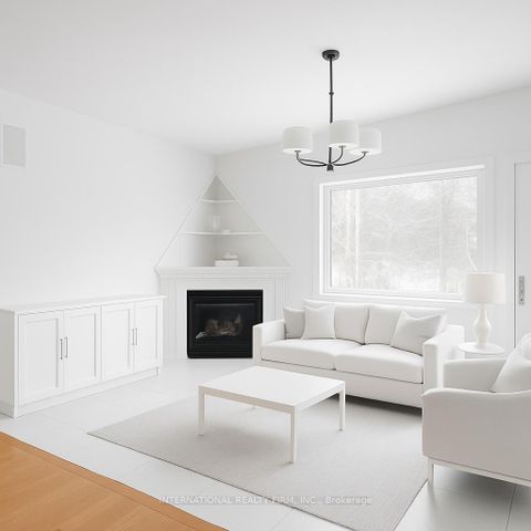 Photo 13 at 276 Sheridan Court, College Manor, Newmarket