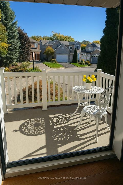 Photo 20 at 276 Sheridan Court, College Manor, Newmarket