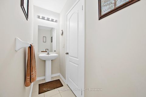 Photo 11 at 984 Kicking Horse Path, McLaughlin, Oshawa