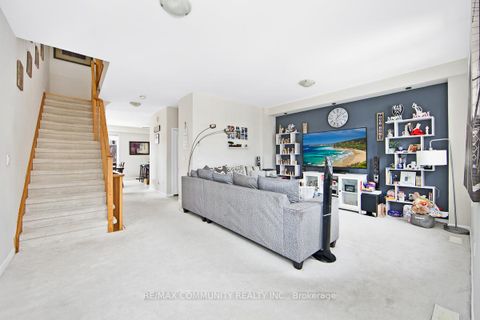 Photo 12 at 984 Kicking Horse Path, McLaughlin, Oshawa