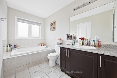 Photo 15 at 984 Kicking Horse Path, McLaughlin, Oshawa