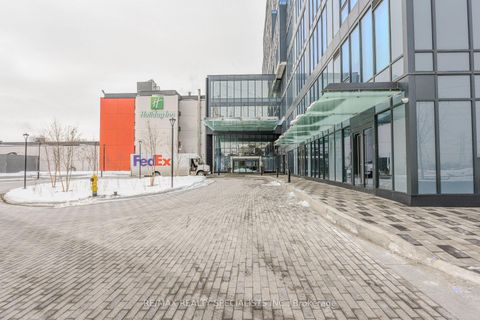 Photo 2 at 425 - 600 Dixon Road W, Richview, Toronto